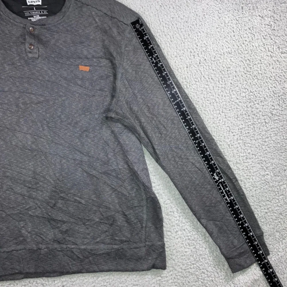 Levi's Henley Shirt Men L Gray Long Sleeve Two Button Placket‎ Heathered